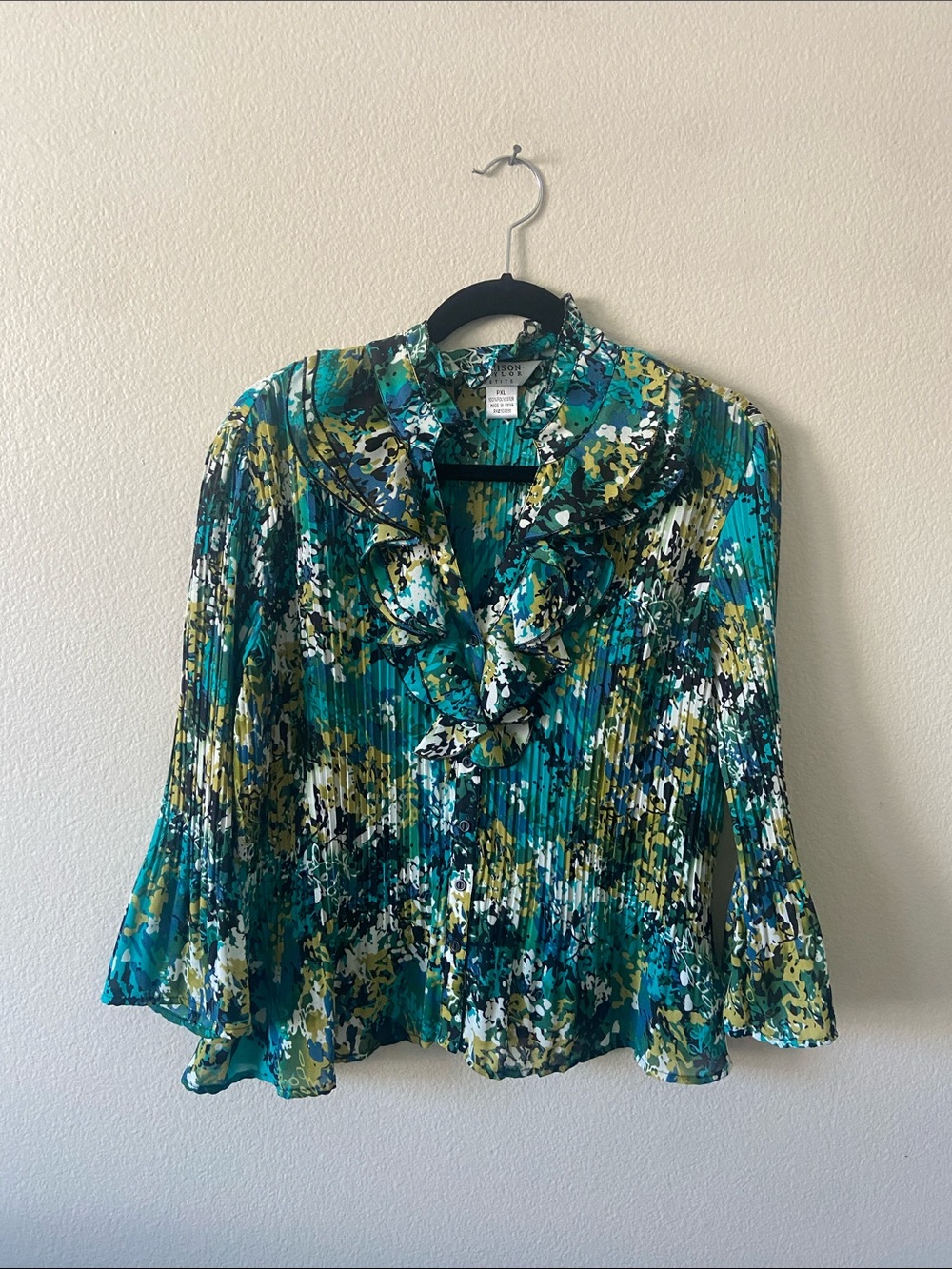 Y2K Allison TAYLOR Plisse’ Teal & Green Floral Ruffle V-Neck Pleated Blouse